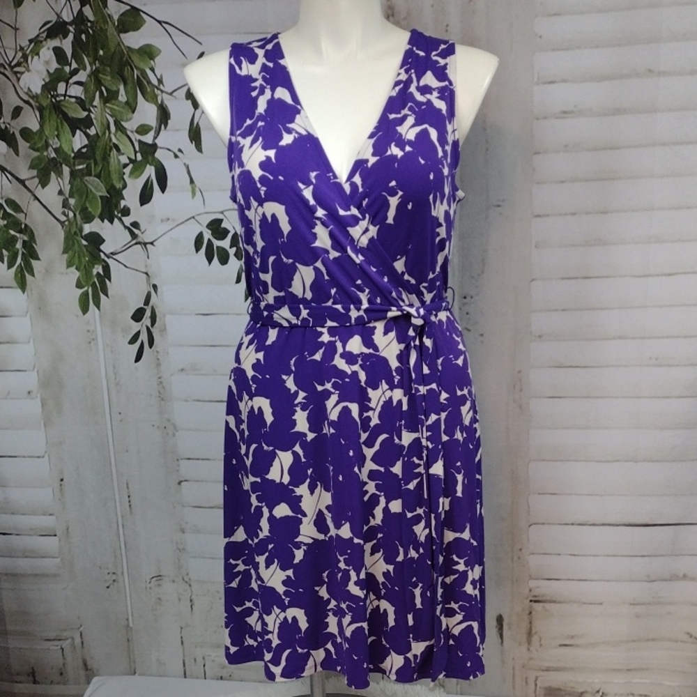 Ann Taylor Loft Purple and White Floral Midi Dress Size L